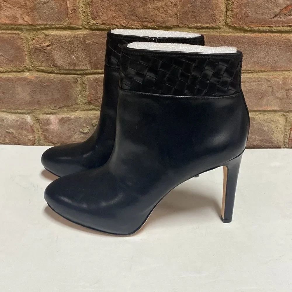 Antonio Melani Black Leather Platform Heeled Booties Size 8.5 NEW